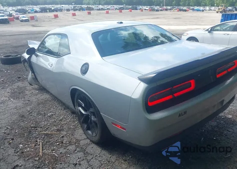 2022 Dodge Challenger Gt z USA, uszkodzony, nr VIN 2C3CDZJG2NH260697
